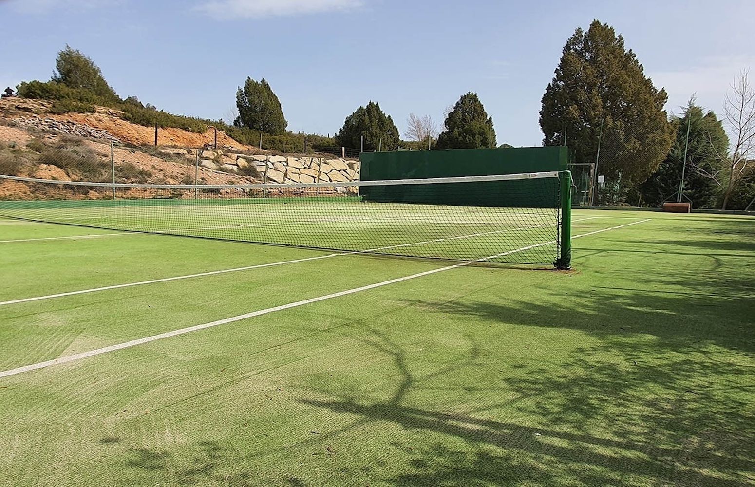 cancha de pádel molinete masía